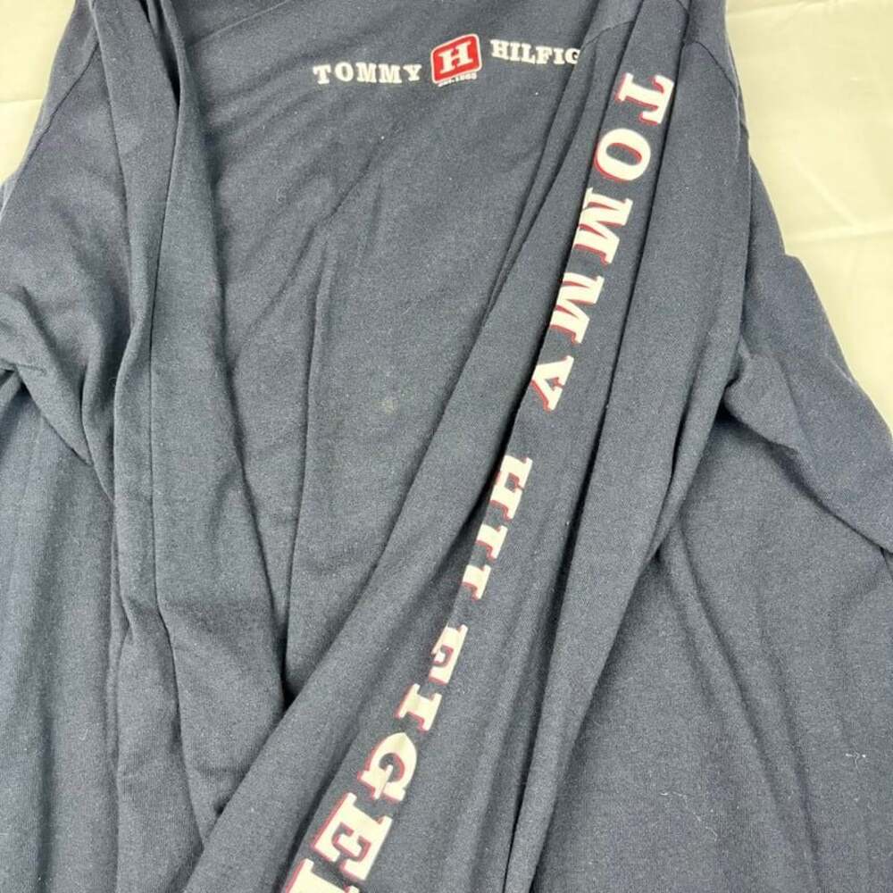 Tommy Hilfiger Men's Blue Long Sleeve Crewneck Shirt